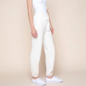 Juicy Couture Surfside Velour Pant in Angel Size M